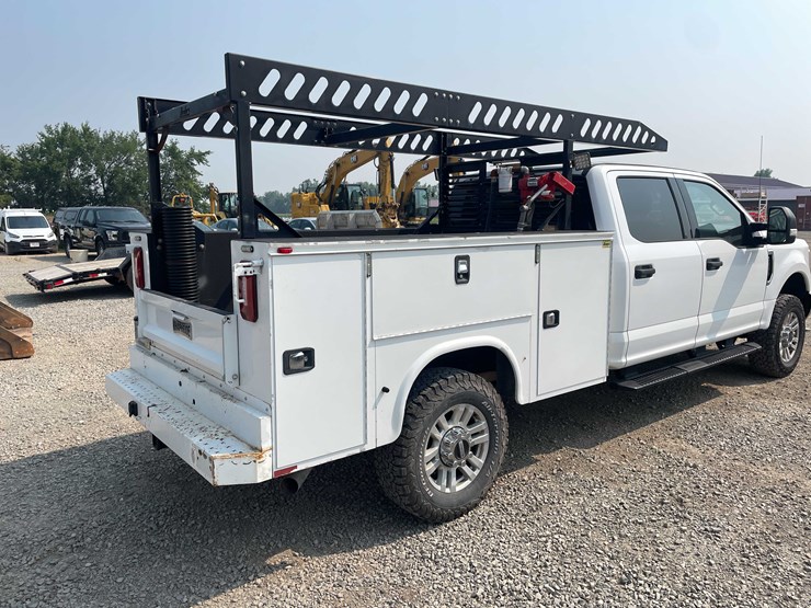 2019-ford-f350-xlt-image-5