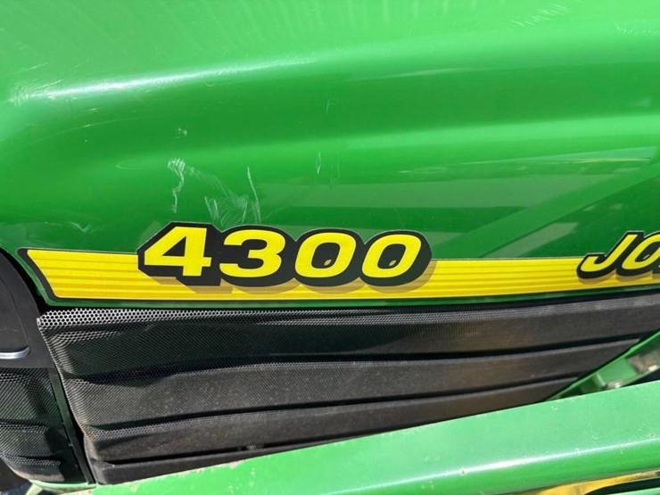 john-deere-4300-image-21