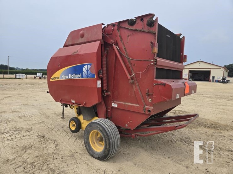 new-holland-br7090-image-12