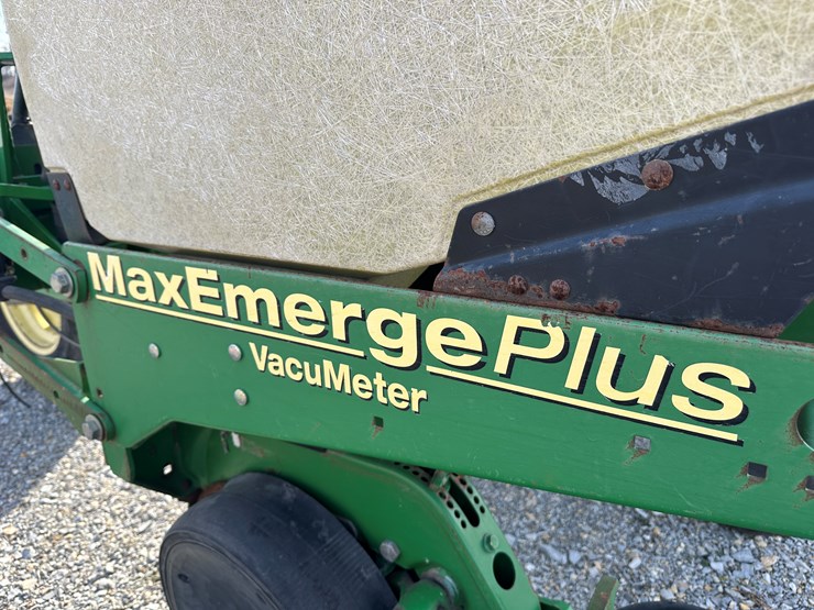 john-deere-1720-image-8