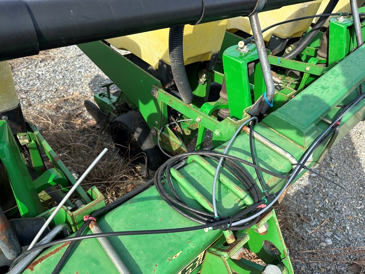 john-deere-1720-image-30