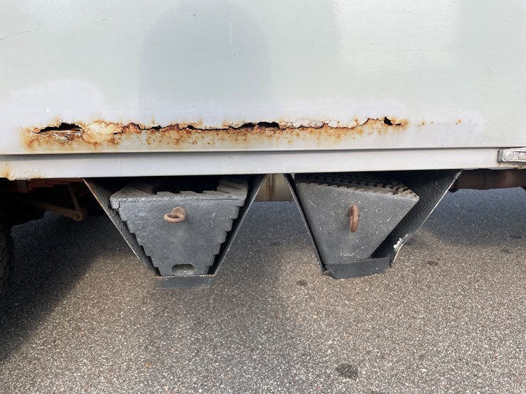 2008-ford-f450-xl-image-24