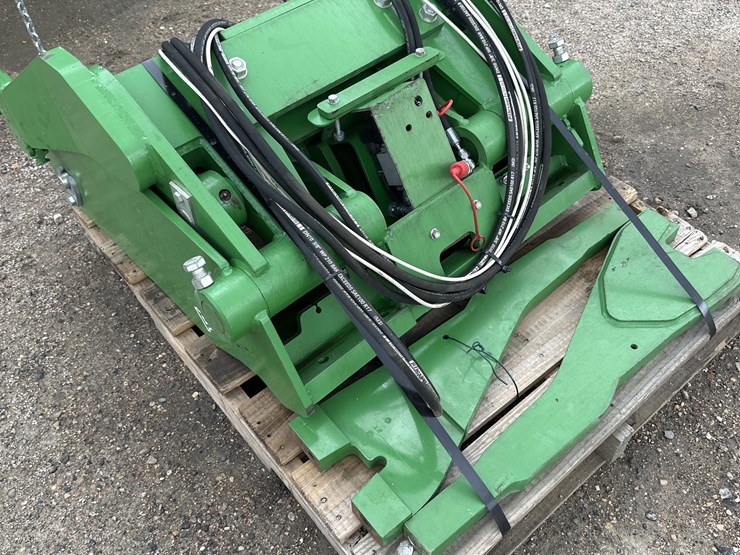 2023-john-deere-8295r-image-1