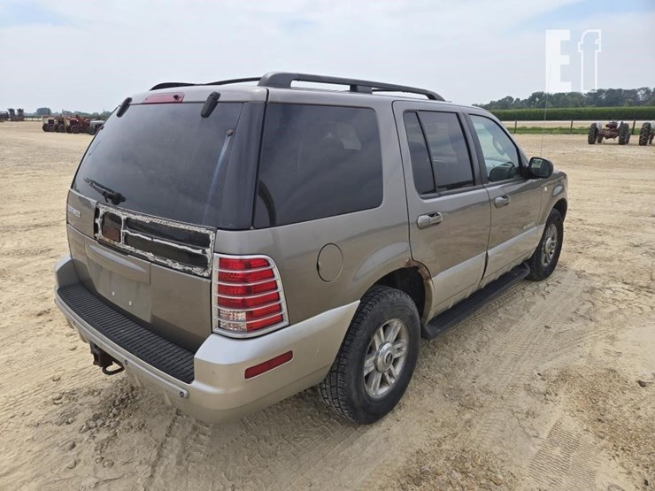 2002-mercury-mountaineer-image-11