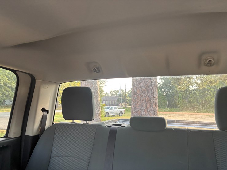 2016-dodge-ram-1500-image-22