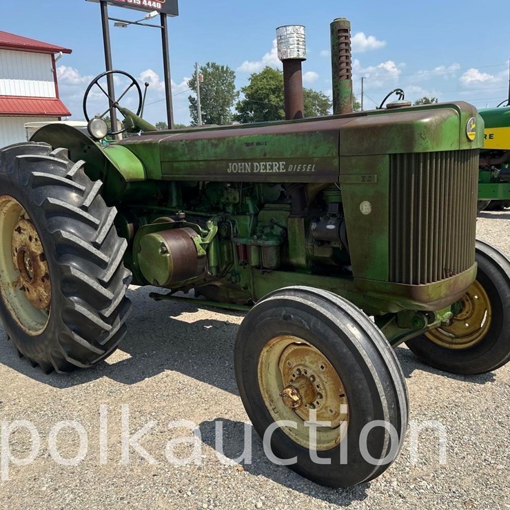 JOHN DEERE R