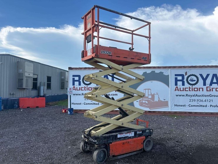 2018-jlg-1932r-image-10