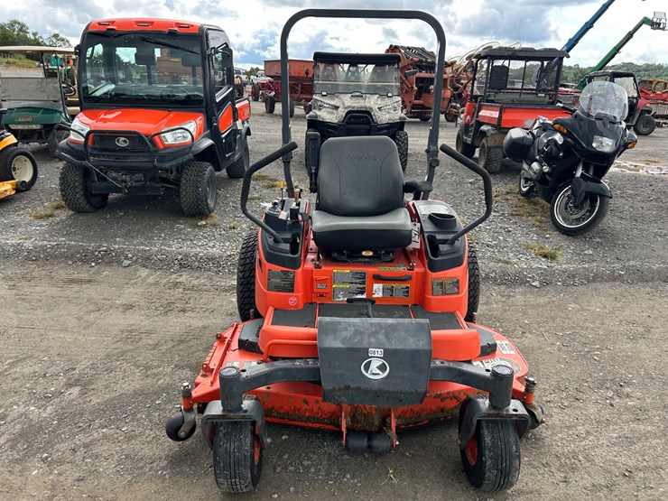 kubota-zd326-image-3
