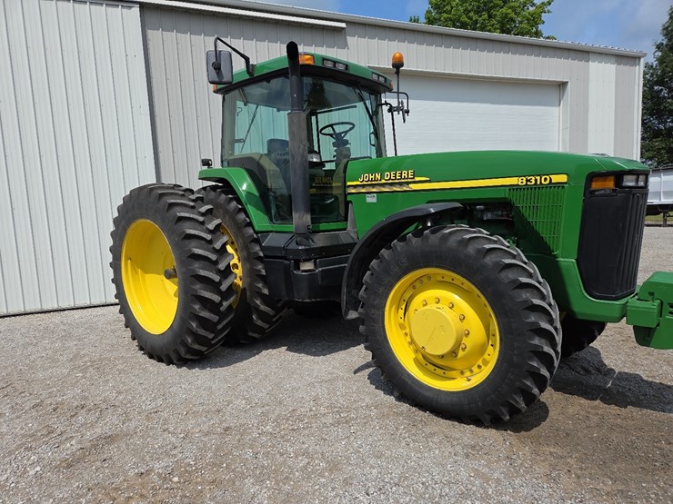 john-deere-8310-image-1
