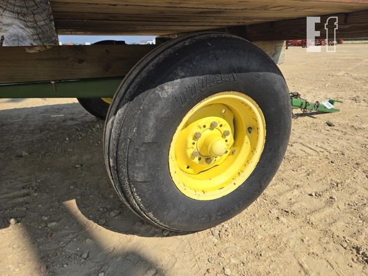 john-deere-1065a-image-10