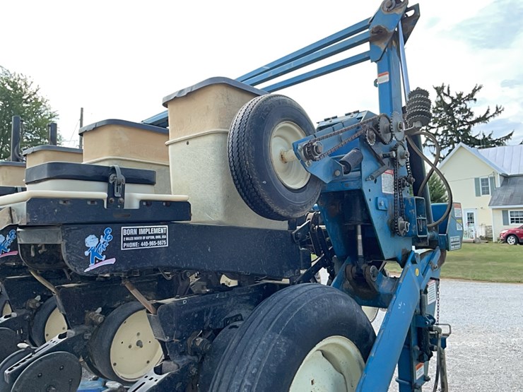 kinze-2600-image-35