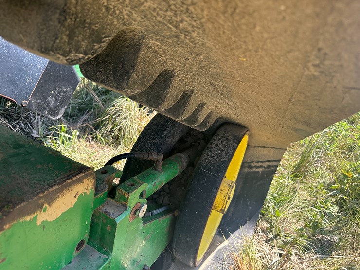 2000-john-deere-8410t-image-19