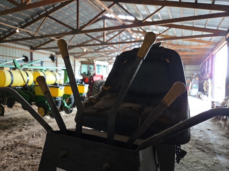 kelley-b70-3pt-backhoe-image-15
