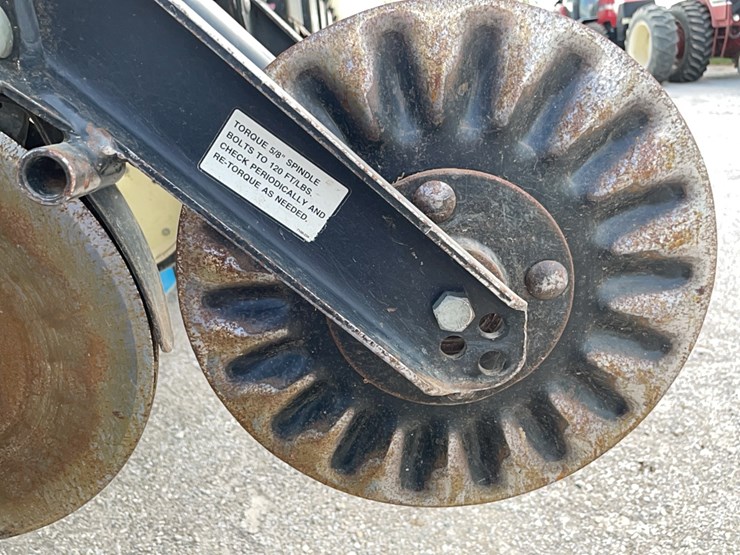 kinze-2600-image-7