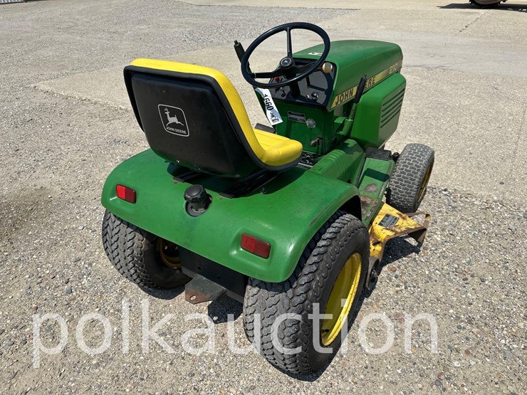 john-deere-210-image-6