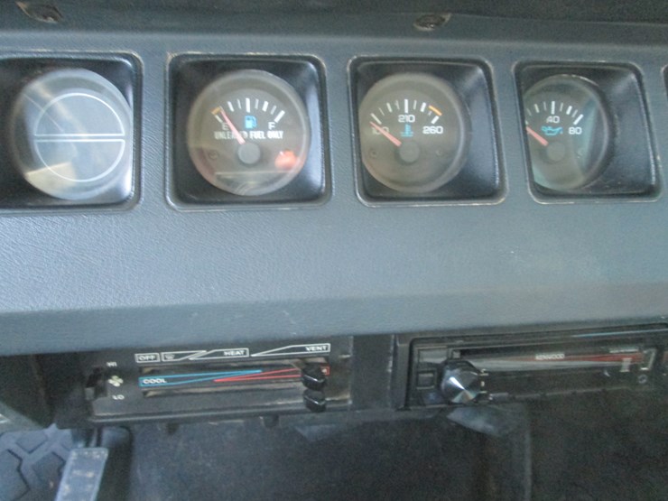 1994-jeep-renegade-image-29