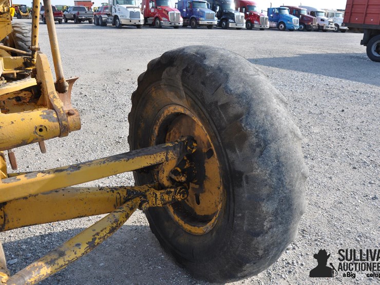 caterpillar-112-image-13