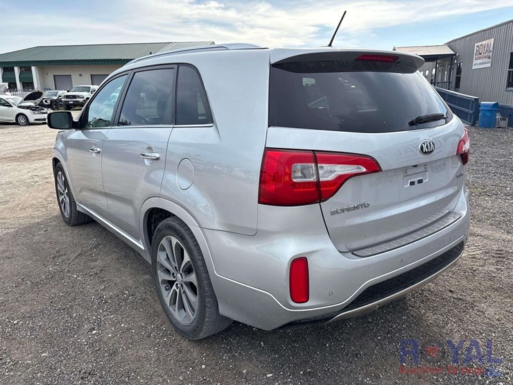 2015-kia-sorento-sx-image-4