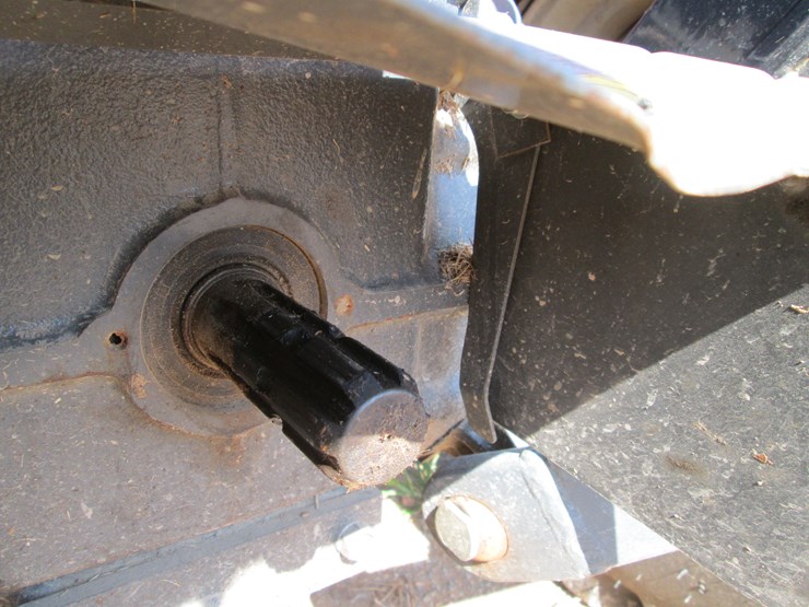 2021-massey-ferguson-1840e-image-8