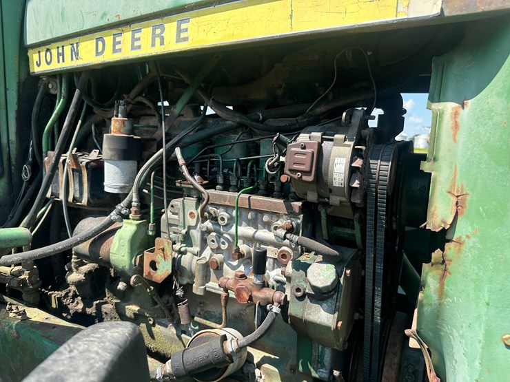 1976-john-deere-8430-image-38