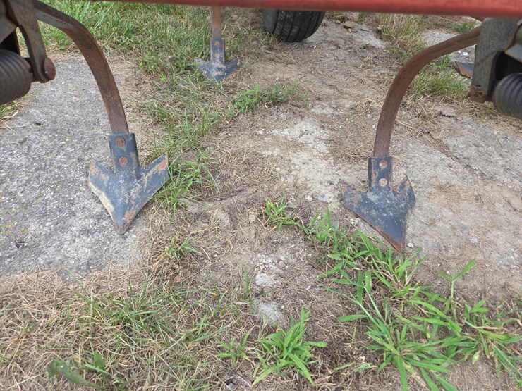 32’-cih-4300-field-cultivator-image-26