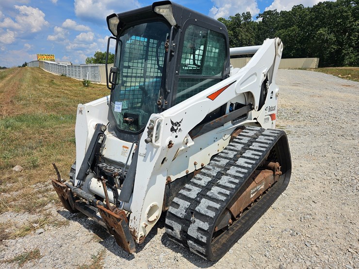 2019-bobcat-t870-image-1