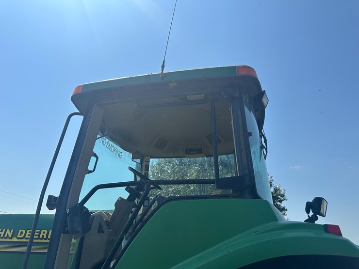 2000-john-deere-8410t-image-30
