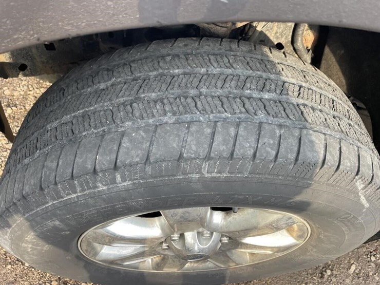 2013-ford-f150-xlt-image-26
