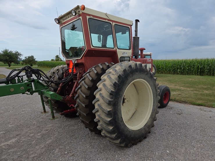 1970-ih-1456-tractor-image-29