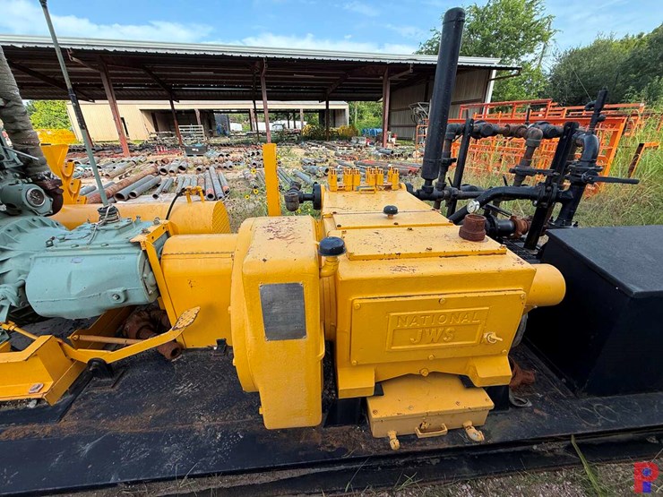 jws-165l-triplex-well-service-pump-p/b-detroit-diesel,-skidded-image-12