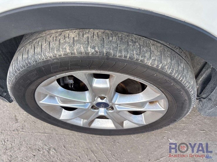 2014-ford-escape-image-28