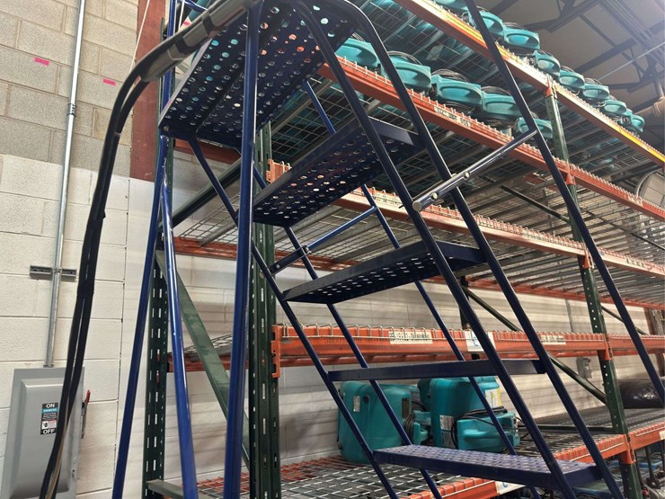 steel-rolling-ladder-image-6
