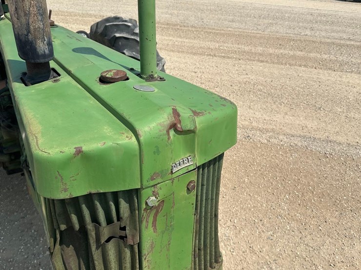 john-deere-70-image-3