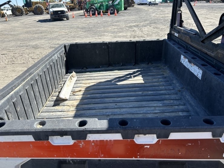 2015-bobcat-3400xl-image-30