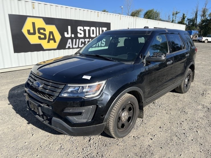 2018-ford-explorer-image-1