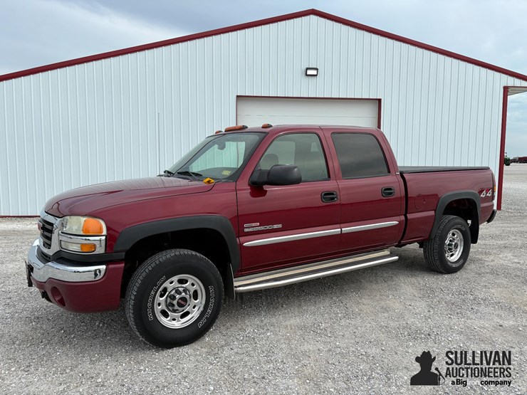 2004-gmc-sierra-2500hd-image-9