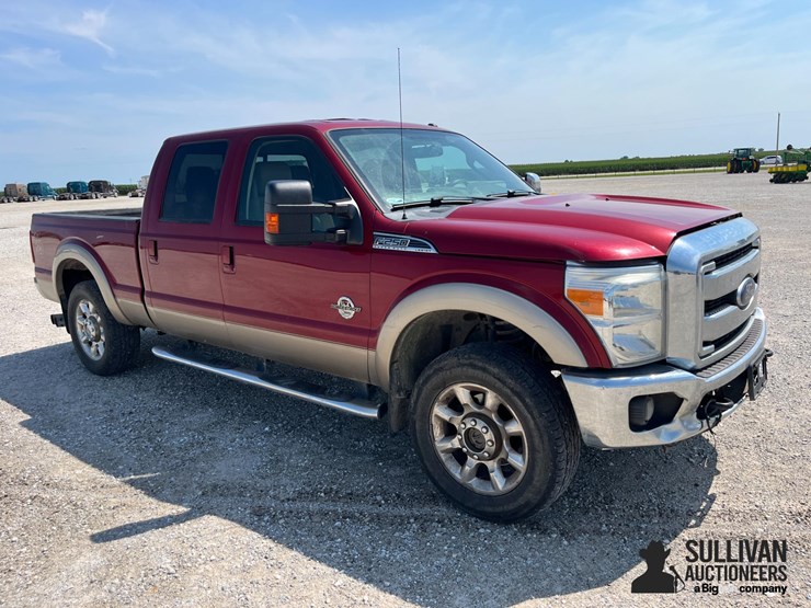 2013-ford-f250-lariat-image-3