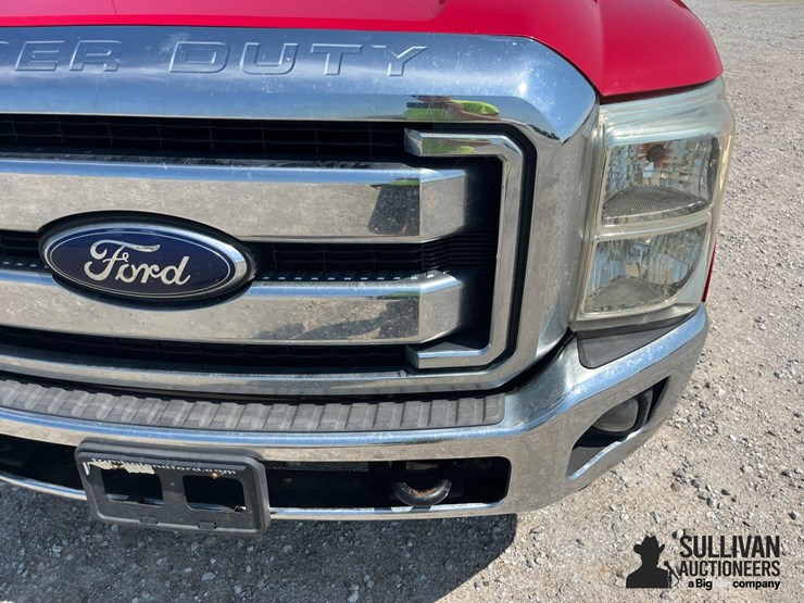 2013-ford-f250-lariat-image-9