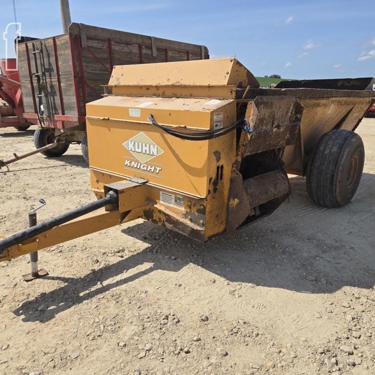 KUHN KNIGHT 8114