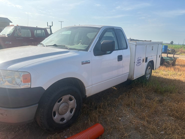 2005-ford-f150-image-1