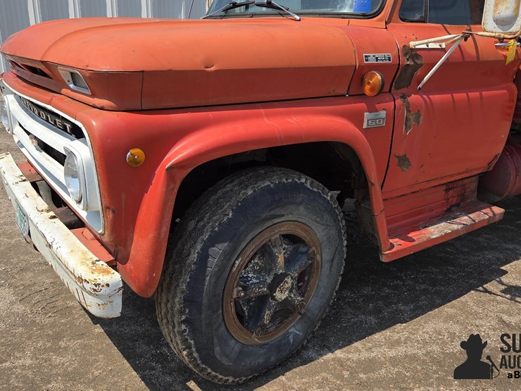 1966-chevrolet-c60-image-9