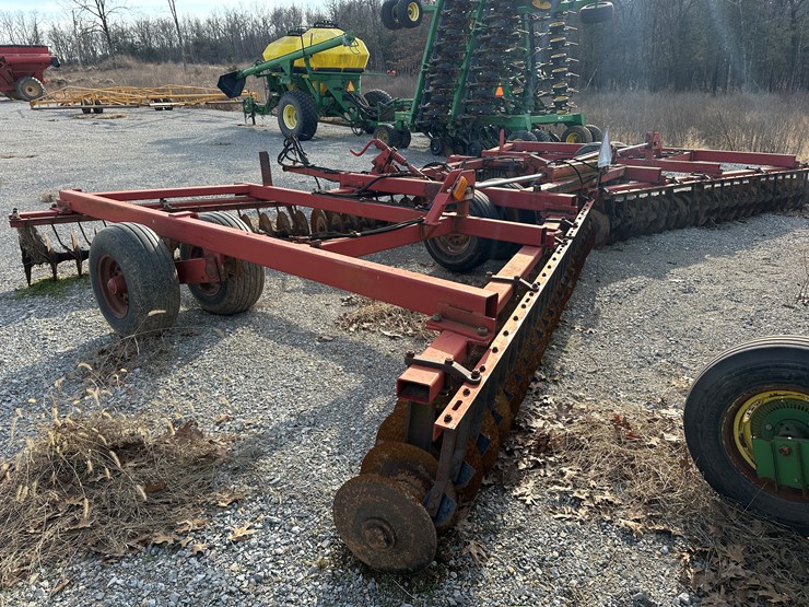 case-ih-3900-image-4