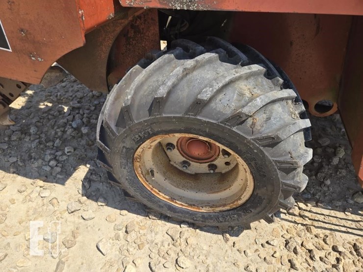ditch-witch-5110-image-11