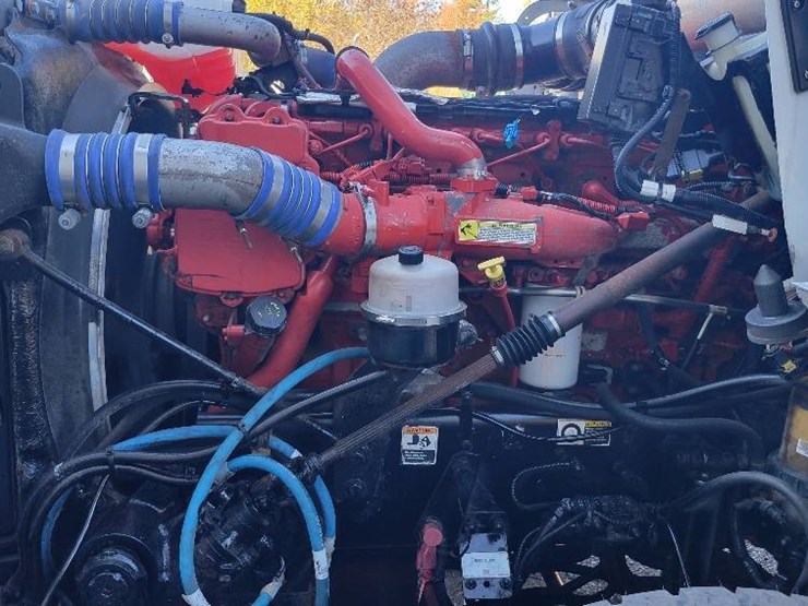 2017-kenworth-t800-image-12
