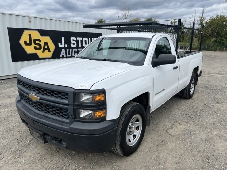 2014-chevrolet-silverado-image-1