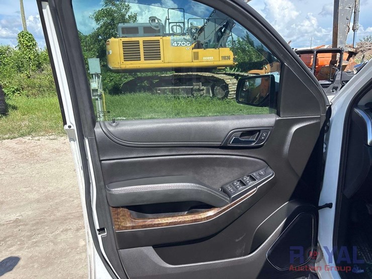 2019-chevrolet-tahoe-image-9