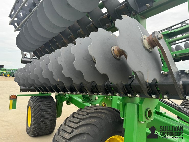2021-john-deere-2680h-image-11