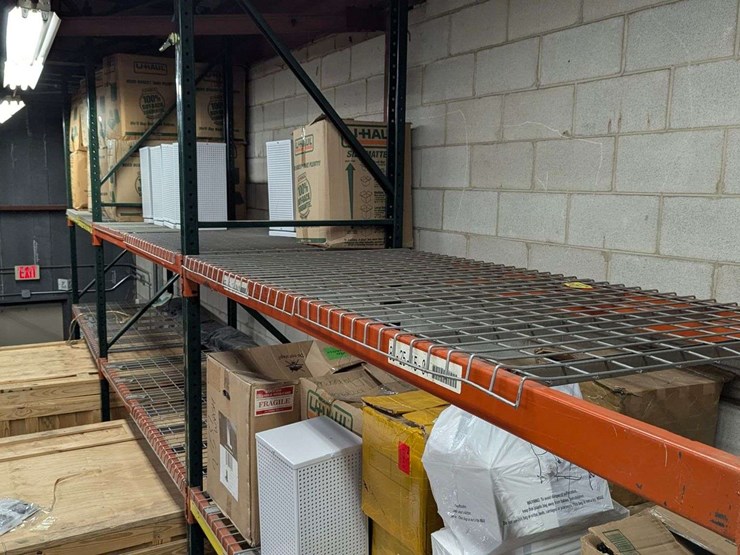 (4)-8-ft-sections-of-large-heavy-duty-pallet-racking-16-ft-tall-x-8-ft-wide-sections-image-4