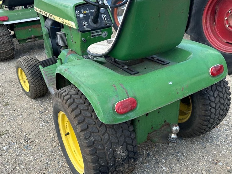 john-deere-112-image-7