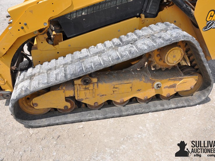 2021-caterpillar-299d3-image-16
